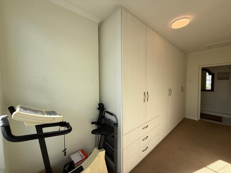 2 Bedroom Property for Sale in Harfield Village Western Cape